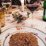 Premium Evening Experience: tour serale della città con cena in locale storico veronese, esperienza aziendale Verona, team building Verona, incentive experience Verona, cena aziendale a Verona, visita guidata di Verona per aziende